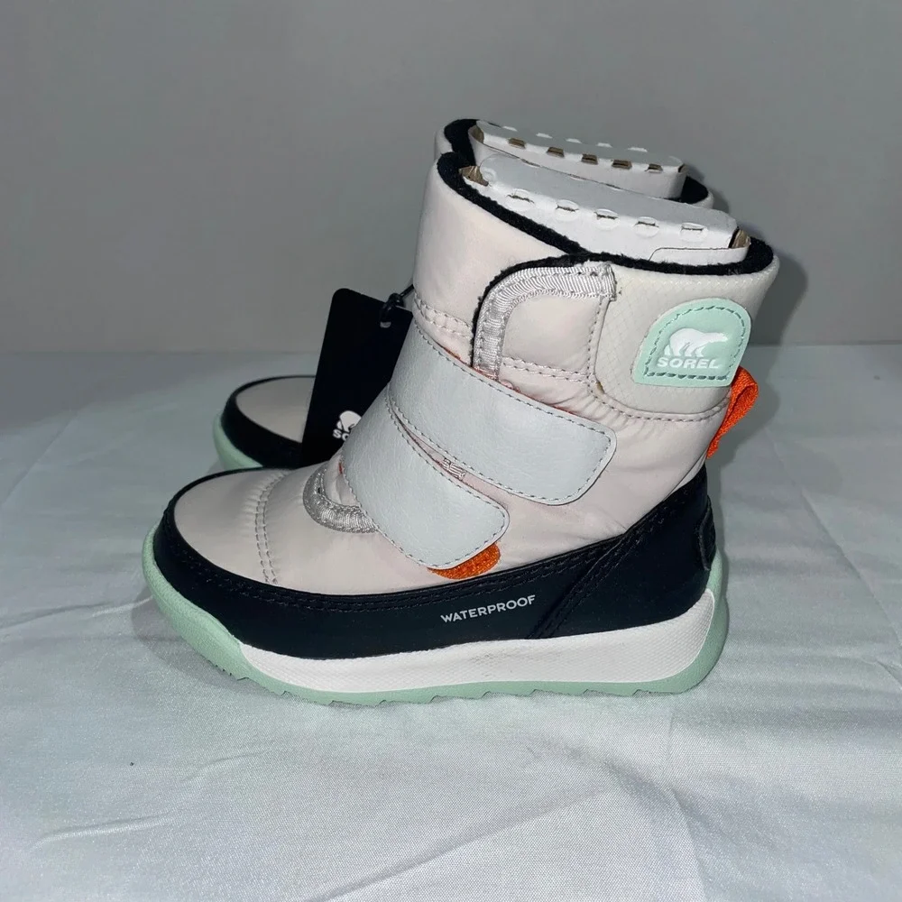 Sorel Kids Whitney II‎ Strap Waterproof Snow Boots Sea Salt Black Size 7
